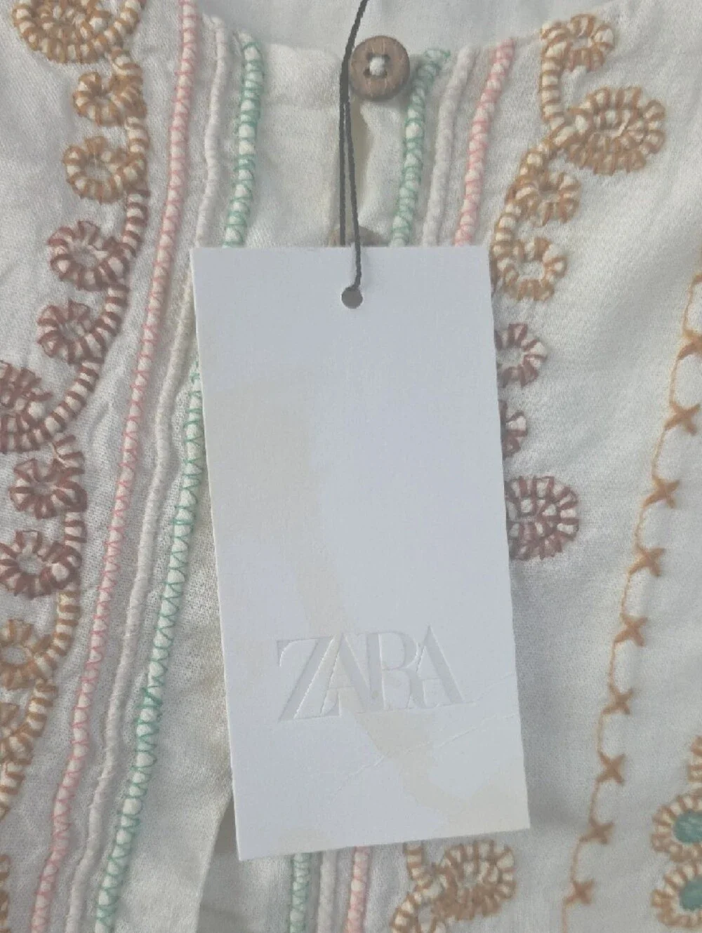 Zara Cream Embroidered Puff-Sleeve Blouse